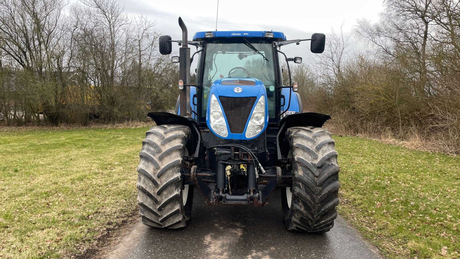 Traktor Türe ait New Holland 7050 Med GPS, Gebrauchtmaschine içinde Slagelse (resim 6)