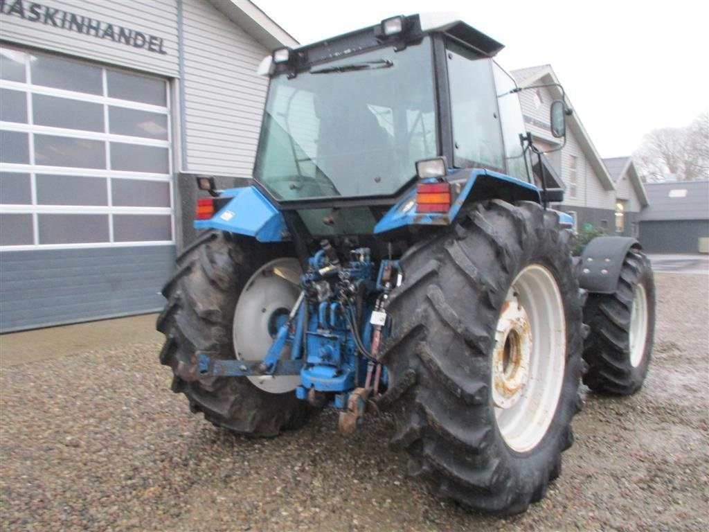 Traktor des Typs New Holland 7840 SLE, med rigtig god dæk montering og knap på vendergearet., Gebrauchtmaschine in Lintrup (Bild 13)