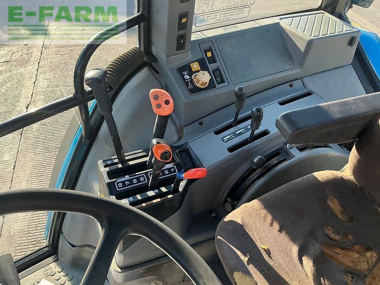 Traktor typu New Holland 7840 sle tractor (st24087), Gebrauchtmaschine v SHAFTESBURY (Obrázek 16)