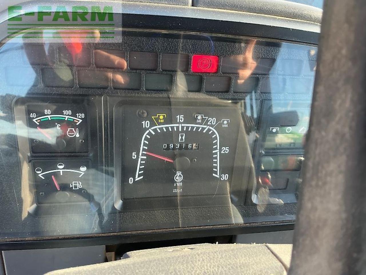 Traktor typu New Holland 7840 sle tractor (st24087), Gebrauchtmaschine v SHAFTESBURY (Obrázek 17)