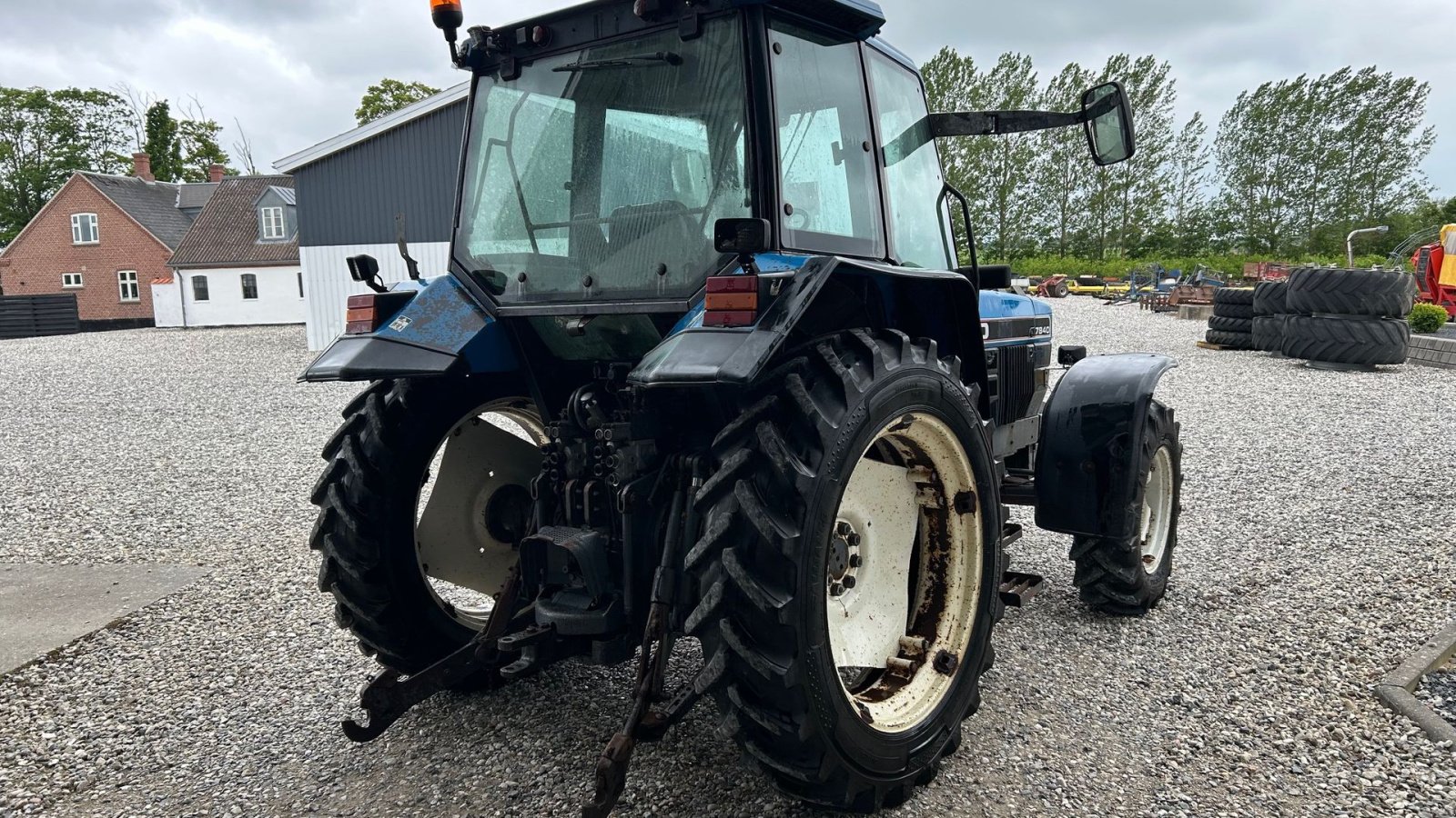 Traktor of the type New Holland 7840 SLE turbo, Gebrauchtmaschine in Thorsø (Picture 10)