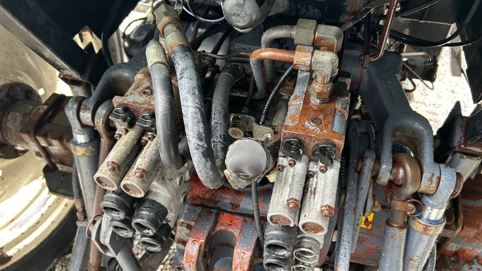 Traktor of the type New Holland 7840 SLE turbo, Gebrauchtmaschine in Thorsø (Picture 14)