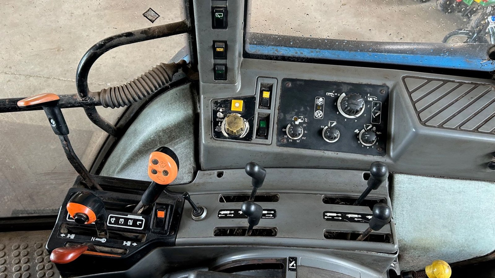 Traktor del tipo New Holland 7840 SLE turbo, Gebrauchtmaschine en Thorsø (Imagen 16)