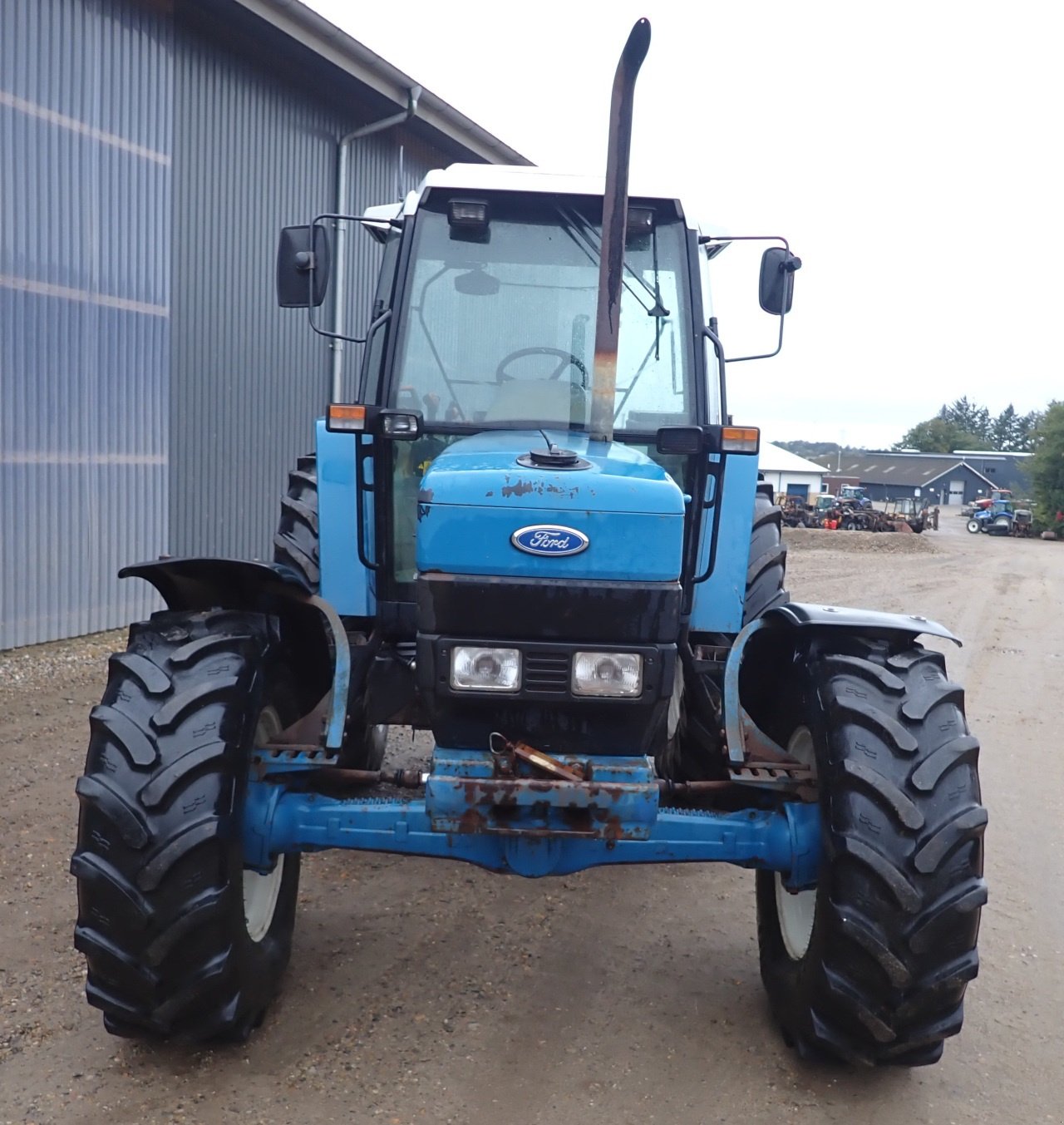 Traktor Türe ait New Holland 7840, Gebrauchtmaschine içinde Viborg (resim 3)