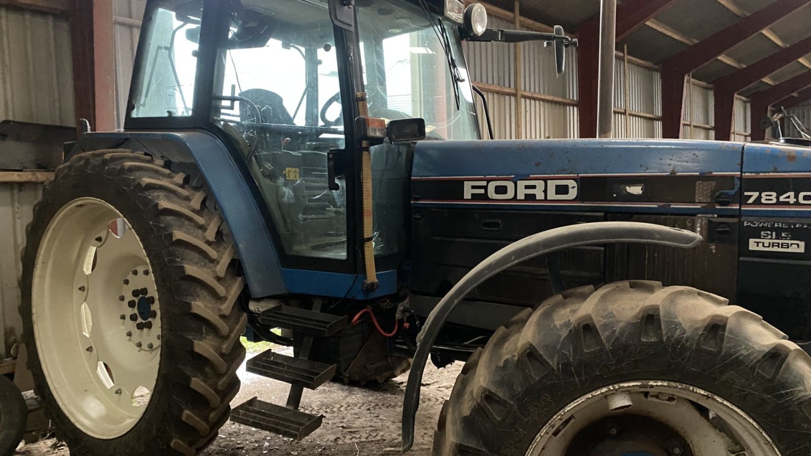 Traktor typu New Holland 7840, Gebrauchtmaschine v øster ulslev (Obrázek 5)