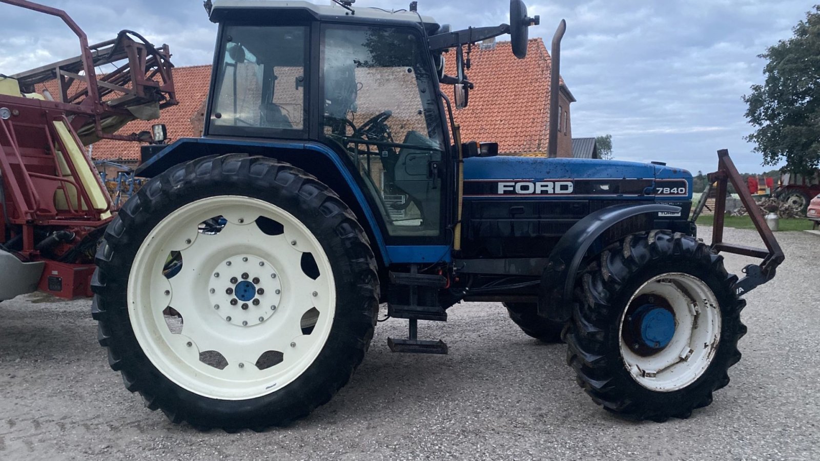 Traktor typu New Holland 7840, Gebrauchtmaschine v øster ulslev (Obrázek 2)