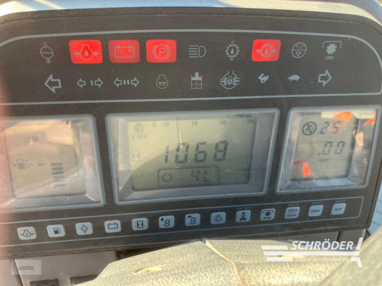 Traktor tipa New Holland 8240 POWERSTAR SLE TURBO, Gebrauchtmaschine u Twistringen (Slika 17)