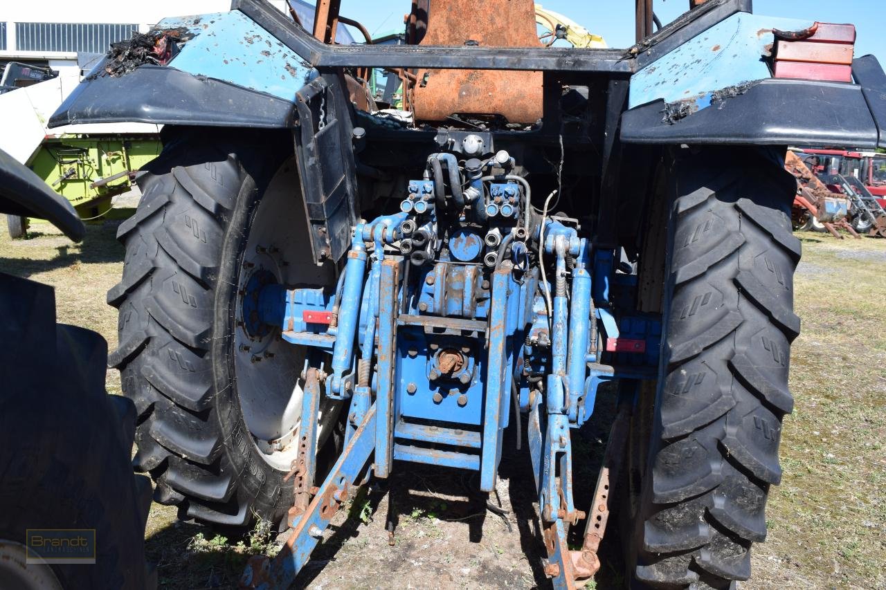 Traktor des Typs New Holland 8340 *zur Teileverwertung*, Gebrauchtmaschine in Oyten (Bild 6)