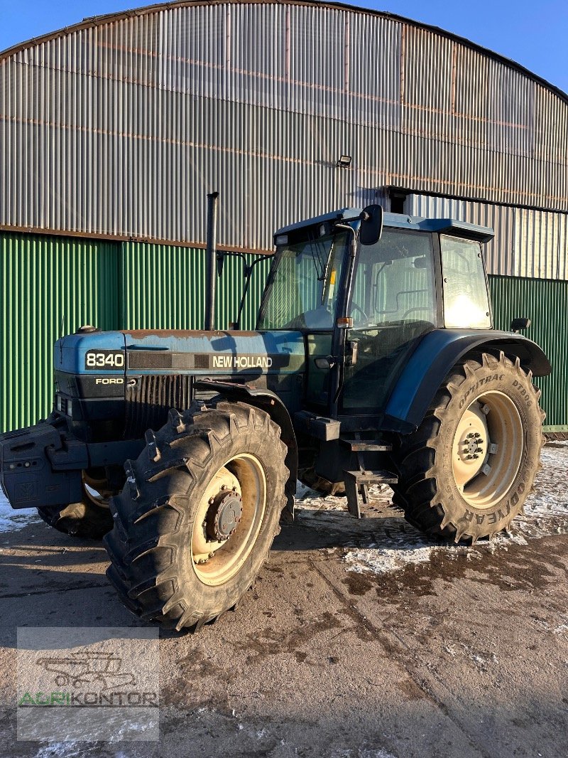 Traktor tip New Holland 8340, Gebrauchtmaschine in Liebenwalde (Poză 3)
