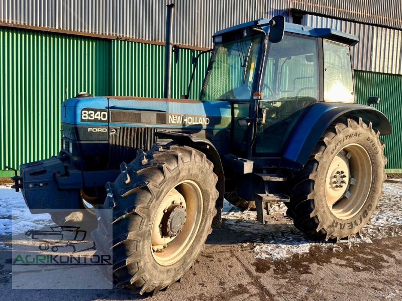 Traktor tip New Holland 8340, Gebrauchtmaschine in Liebenwalde