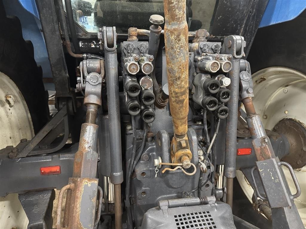 Traktor van het type New Holland 8360 4WD, Gebrauchtmaschine in Haderup (Foto 12)