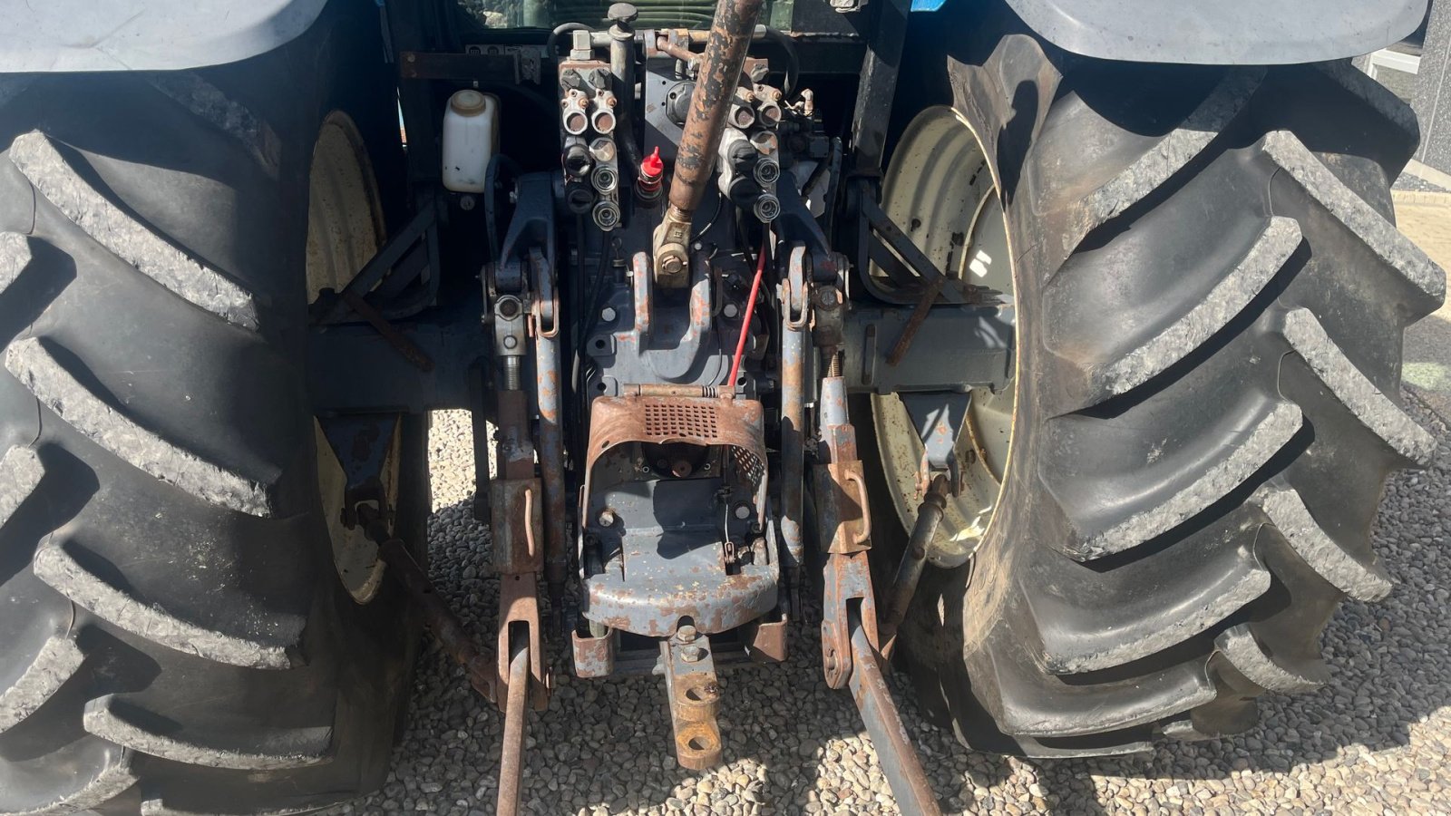 Traktor типа New Holland 8360 Rangecommand, Gebrauchtmaschine в Lintrup (Фотография 4)