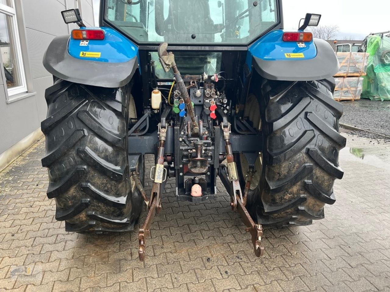 Traktor of the type New Holland 8360, Gebrauchtmaschine in Neuhof - Dorfborn (Picture 5)