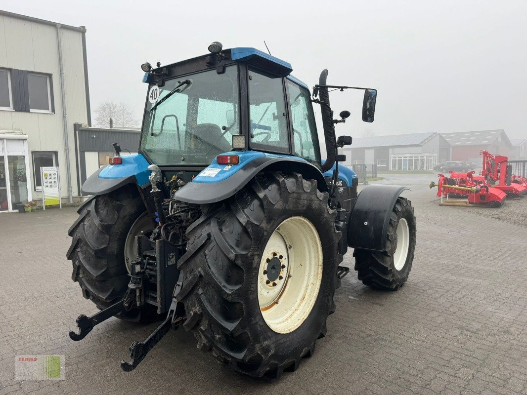 Traktor des Typs New Holland 8360, Gebrauchtmaschine in Risum-Lindholm (Bild 27)