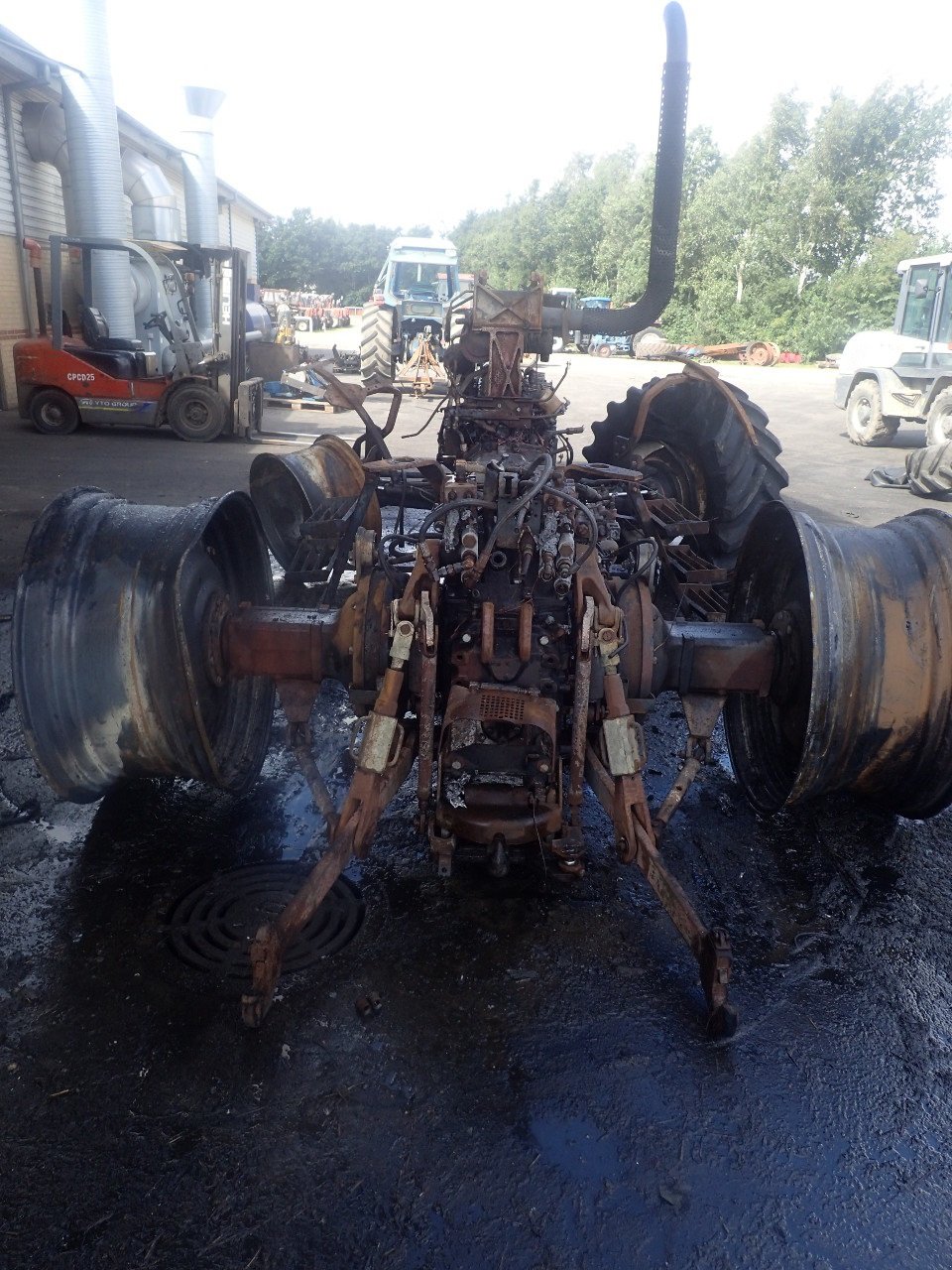 Traktor des Typs New Holland 8560, Gebrauchtmaschine in Viborg (Bild 3)