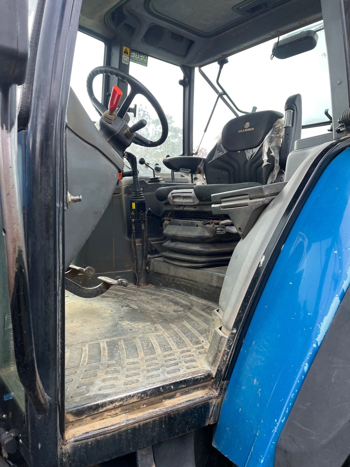 Traktor tip New Holland 8560, Gebrauchtmaschine in Konradsreuth (Poză 7)