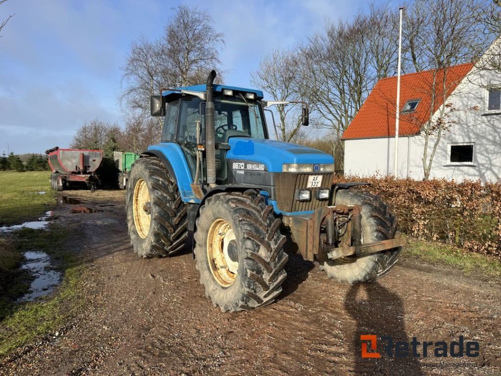 Traktor des Typs New Holland 8670 4 X 4, Gebrauchtmaschine in Rødovre (Bild 3)