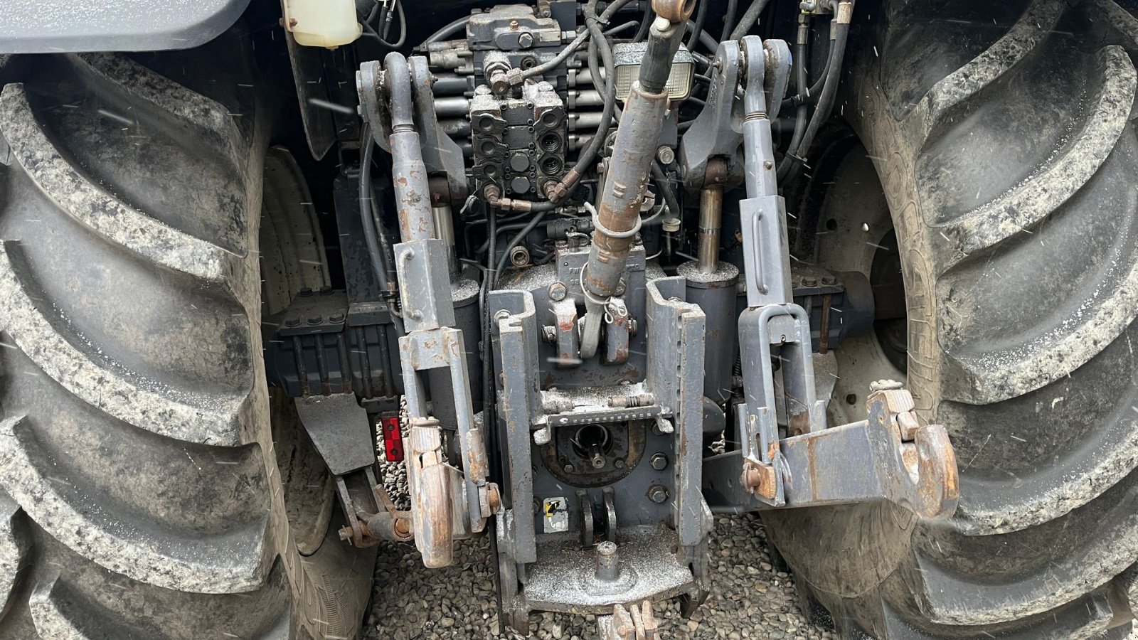 Traktor of the type New Holland 8670 SuperSteer og frontlift, Gebrauchtmaschine in Lintrup (Picture 5)