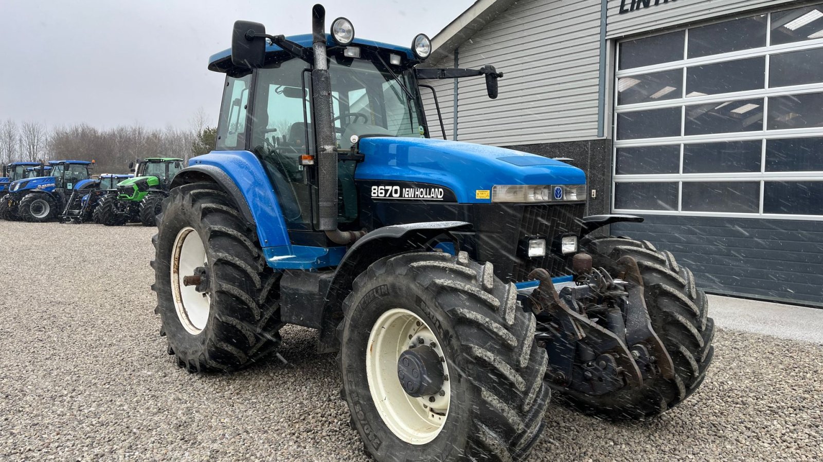 Traktor of the type New Holland 8670 SuperSteer og frontlift, Gebrauchtmaschine in Lintrup (Picture 18)