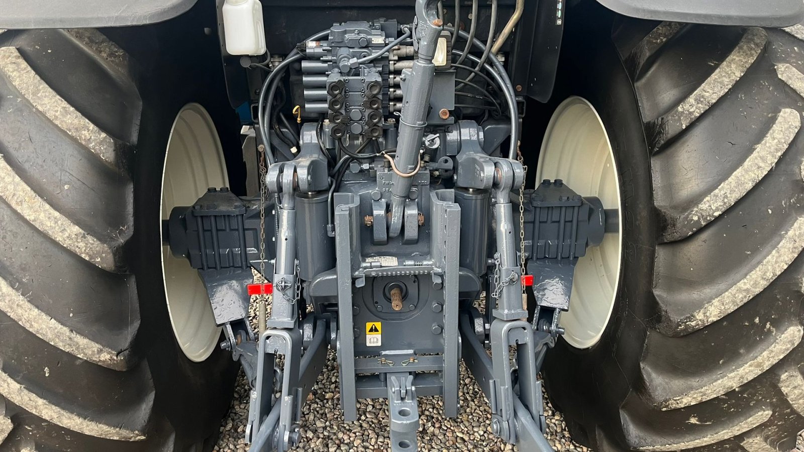 Traktor от тип New Holland 8970 Velholdt super stærk traktor, Gebrauchtmaschine в Lintrup (Снимка 2)