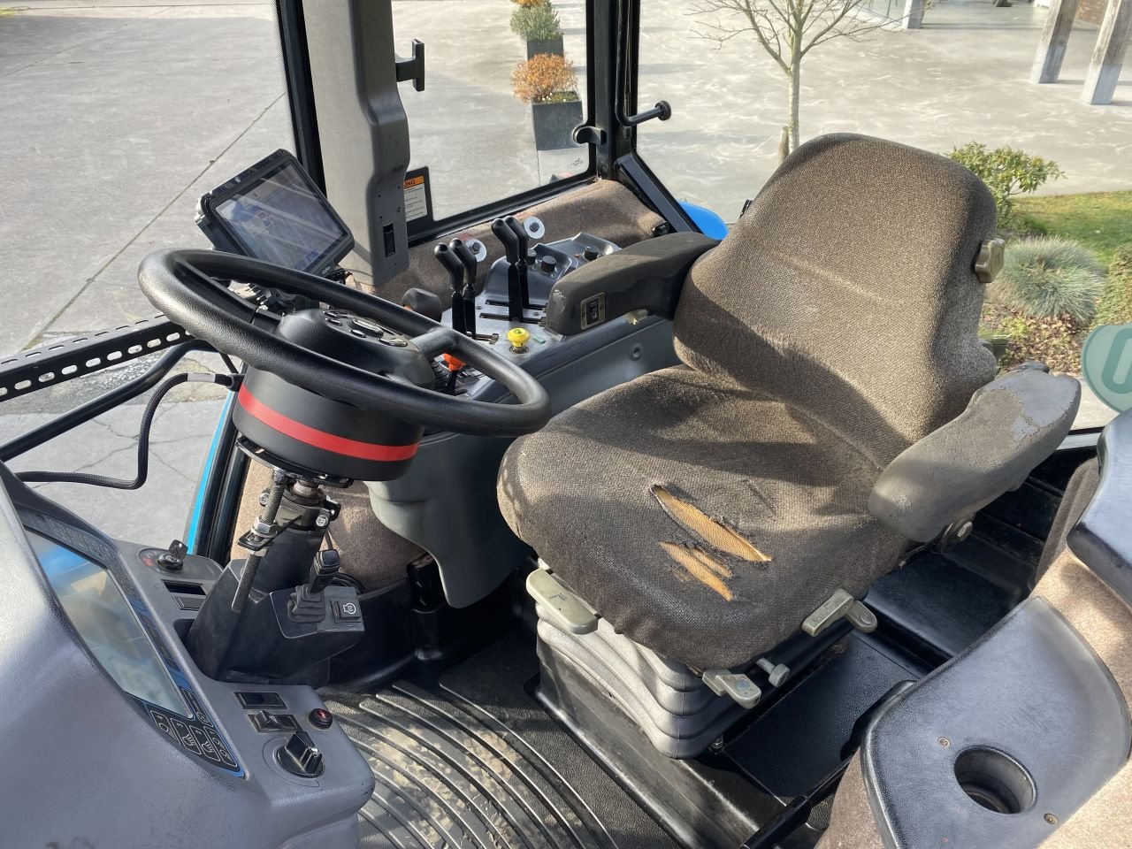 Traktor of the type New Holland 8970, Gebrauchtmaschine in De Mortel (Picture 9)