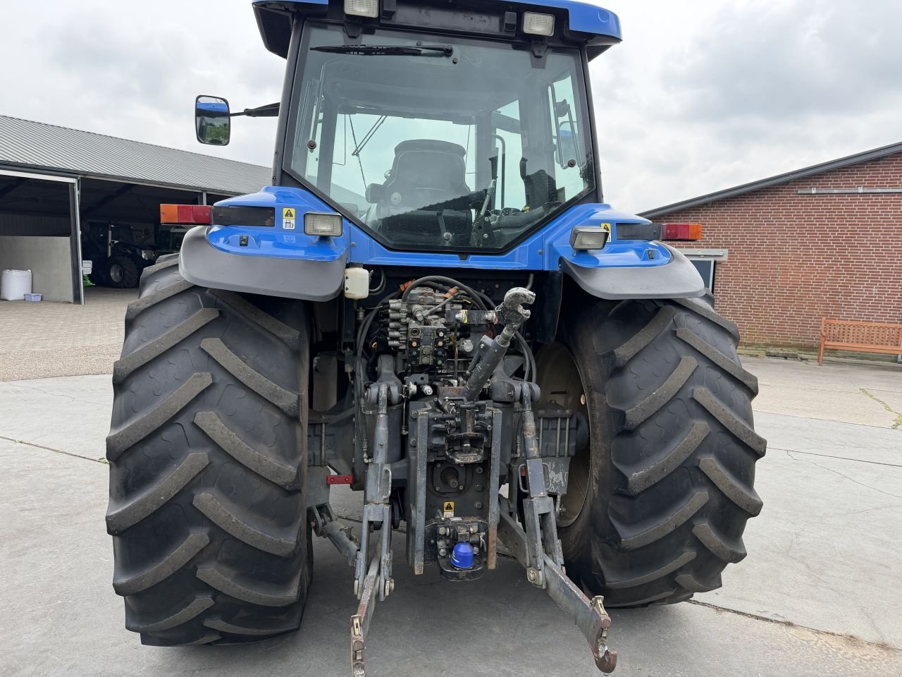 Traktor del tipo New Holland 8970A, Gebrauchtmaschine en De Mortel (Imagen 4)