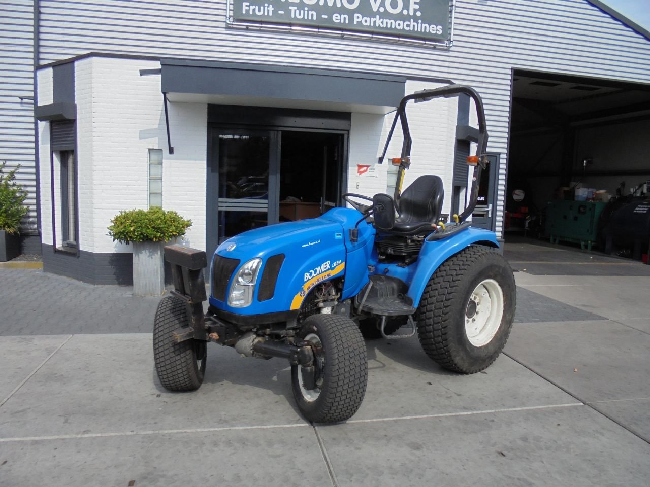 Traktor des Typs New Holland boomer 2030 supersteer, Gebrauchtmaschine in Hedel (Bild 4)