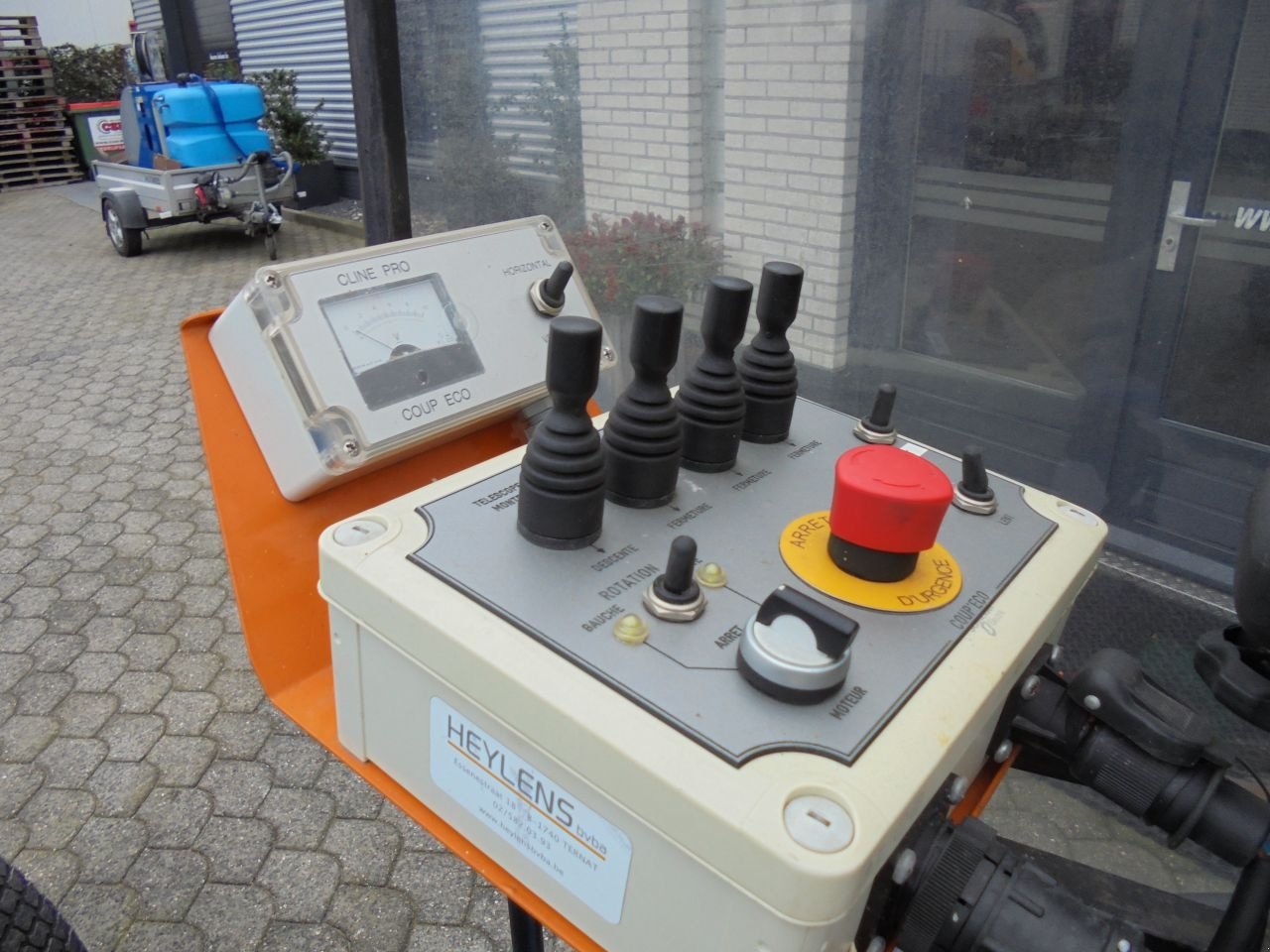 Traktor des Typs New Holland boomer 2035, Gebrauchtmaschine in Hedel (Bild 5)