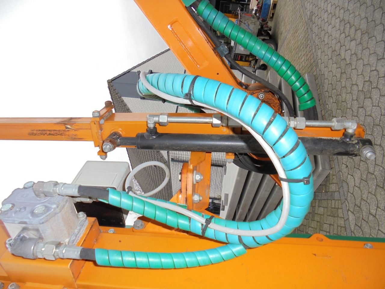 Traktor des Typs New Holland boomer 2035, Gebrauchtmaschine in Hedel (Bild 9)