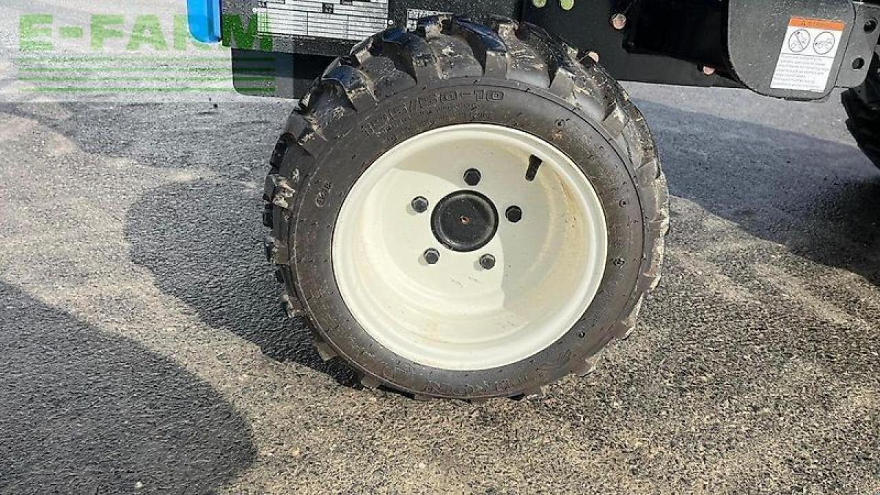 Traktor des Typs New Holland boomer 25 compact mit frontlader, Gebrauchtmaschine in ANRODE / OT LENGEFELD (Bild 9)