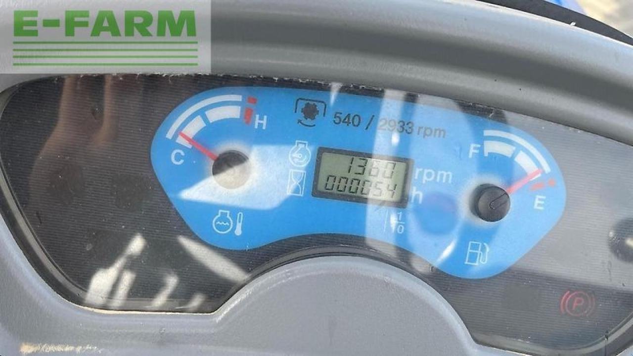 Traktor des Typs New Holland boomer 25 compact mit frontlader, Gebrauchtmaschine in ANRODE / OT LENGEFELD (Bild 11)