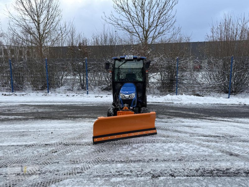 Traktor от тип New Holland BOOMER 25 COMPACT, Neumaschine в Neuhof - Dorfborn (Снимка 1)