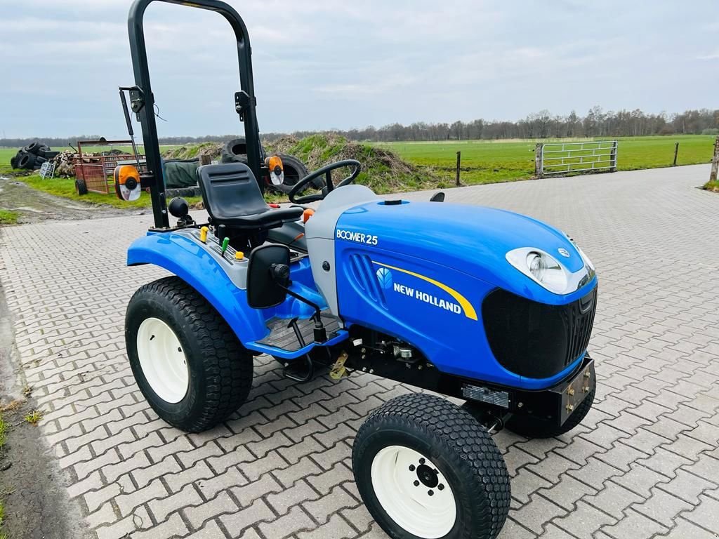 Traktor typu New Holland BOOMER 25, Gebrauchtmaschine v Coevorden (Obrázek 1)