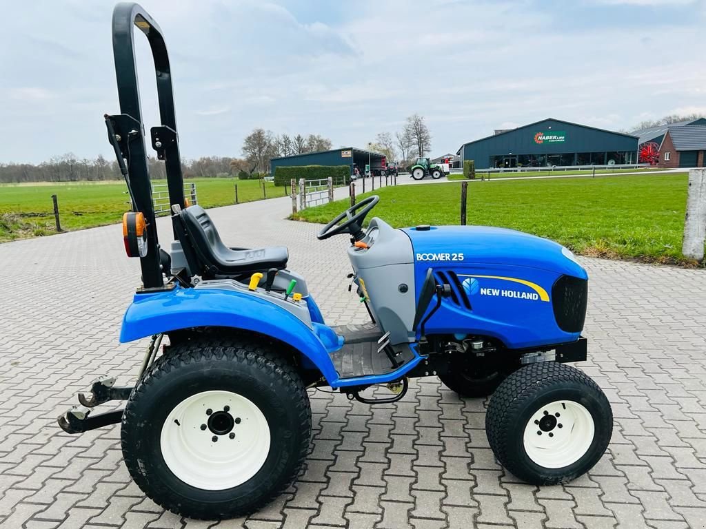 Traktor типа New Holland BOOMER 25, Gebrauchtmaschine в Coevorden (Фотография 4)