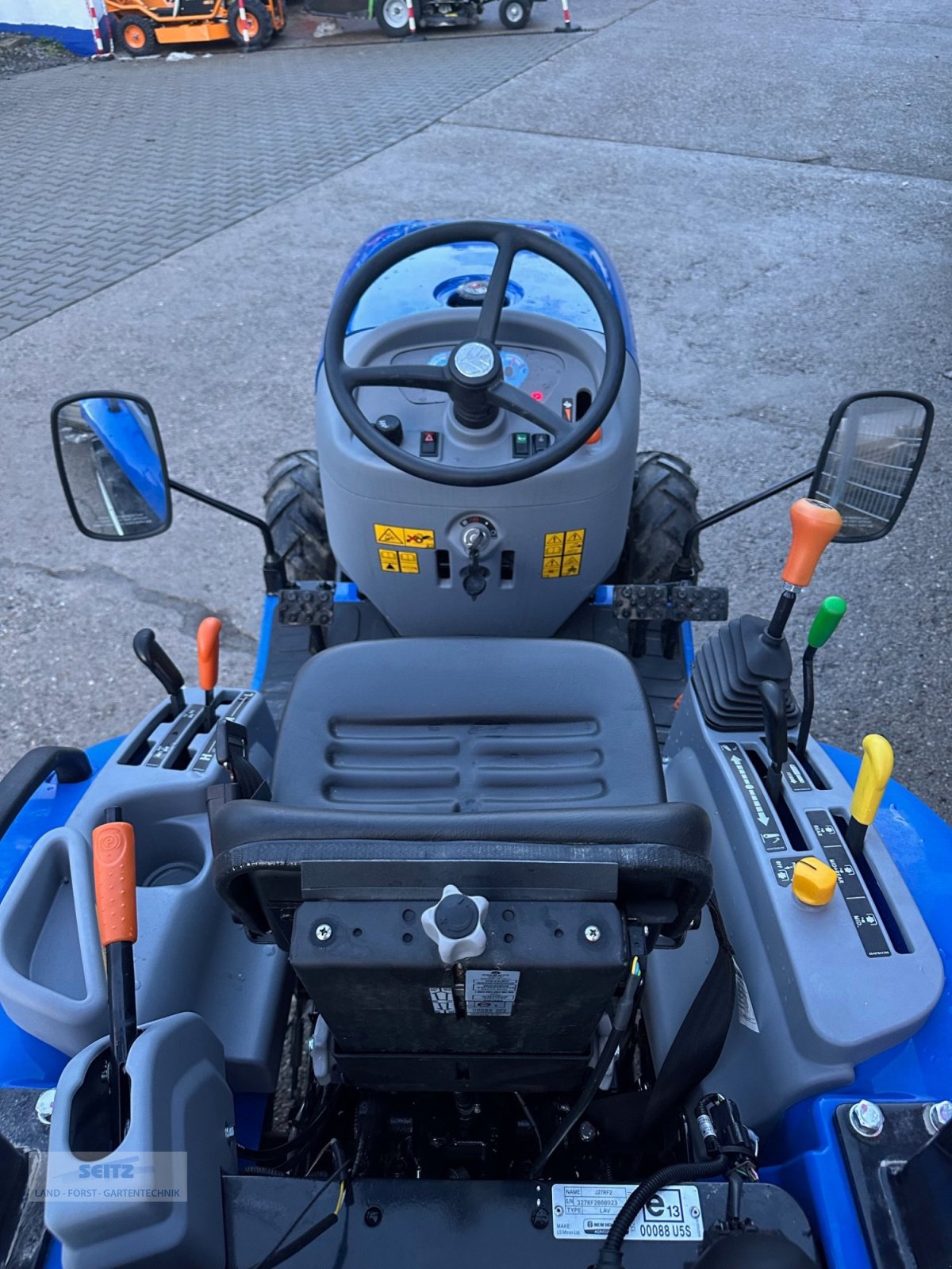 Traktor typu New Holland BOOMER 25, Neumaschine v Lindenfels-Glattbach (Obrázok 10)