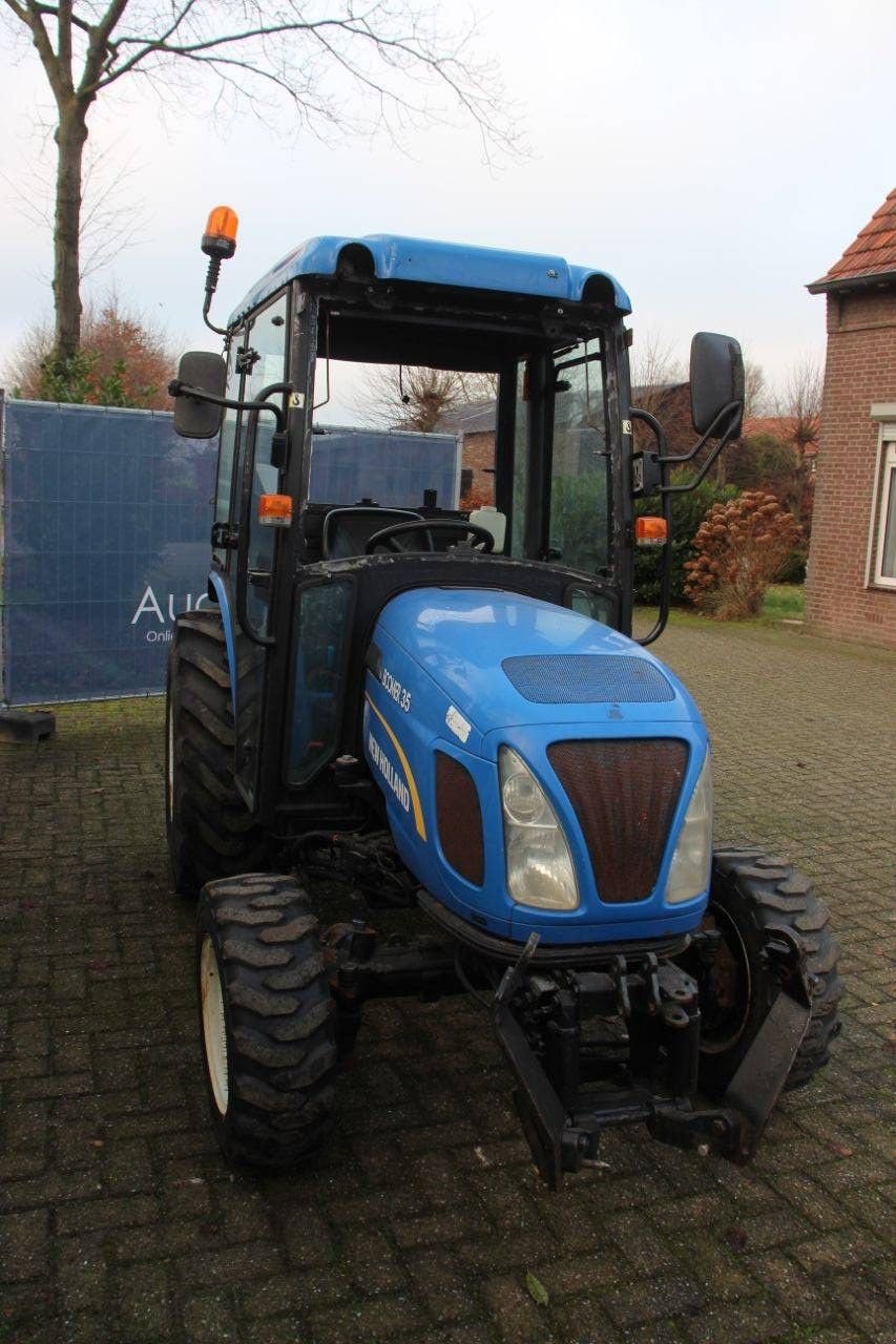 Traktor типа New Holland Boomer 35, Gebrauchtmaschine в Antwerpen (Фотография 7)