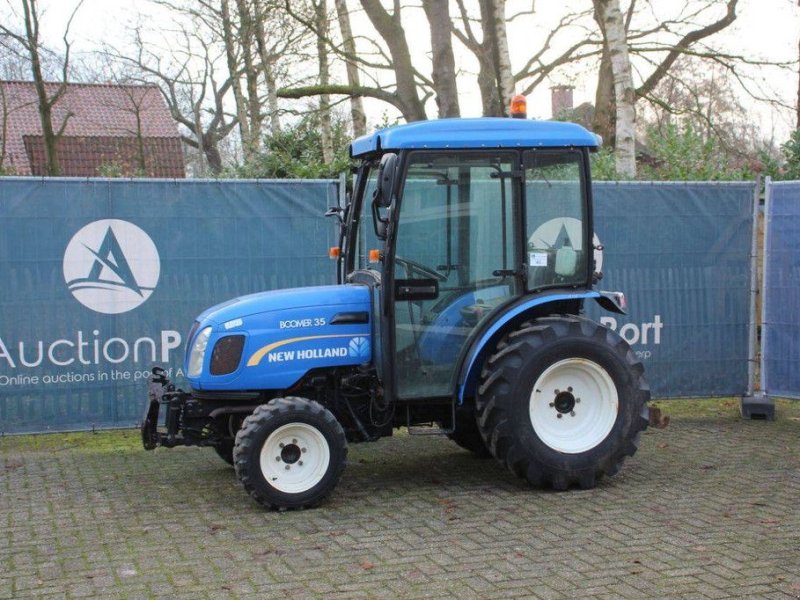 Traktor typu New Holland Boomer 35, Gebrauchtmaschine v Antwerpen (Obrázek 1)