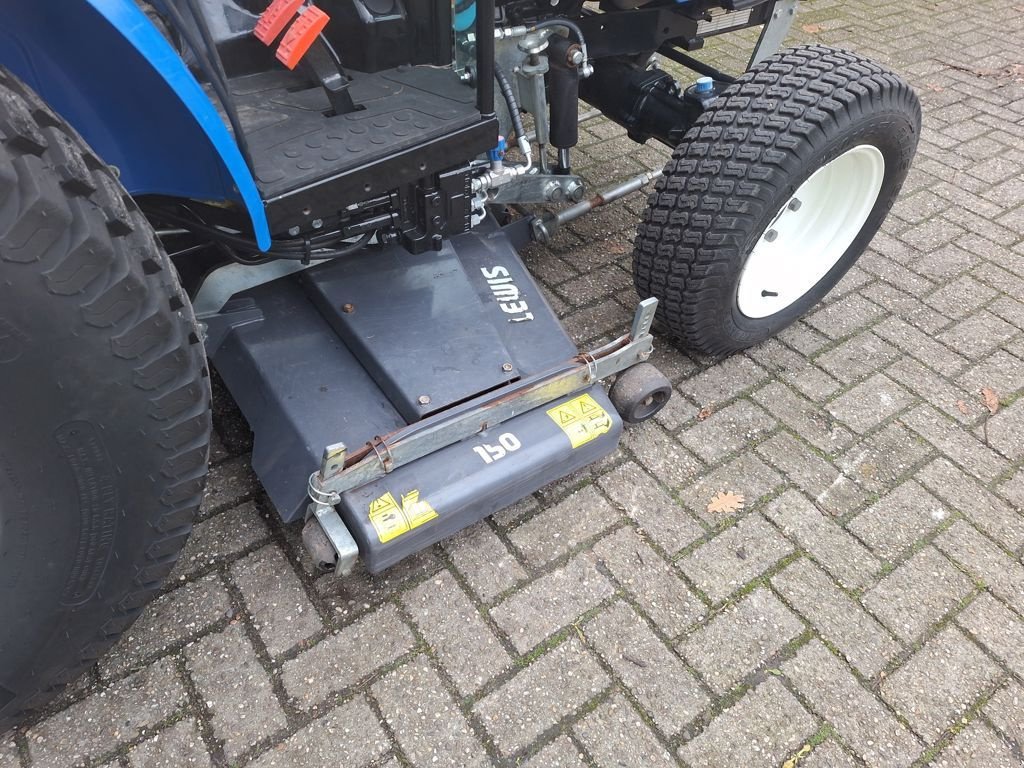 Traktor tip New Holland Boomer 35, Gebrauchtmaschine in Wenum Wiesel (Poză 3)