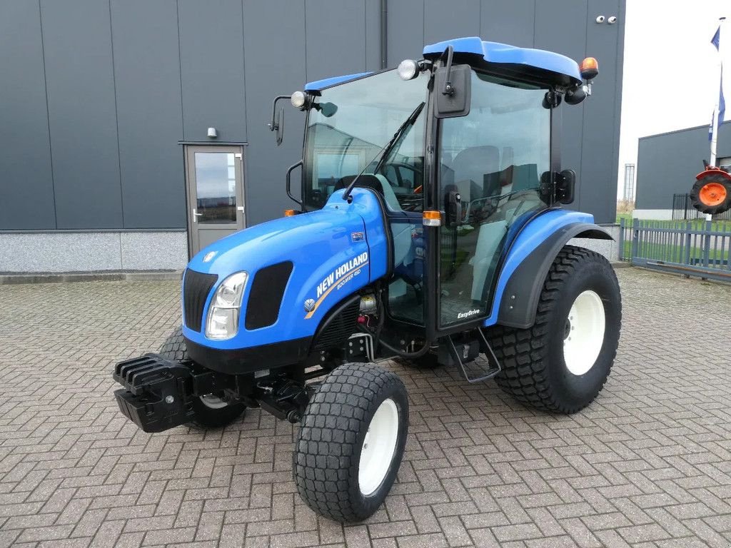 Traktor des Typs New Holland Boomer 45D 4wd CVT / 02211 Draaiuren / Zeer lage urenstand, Gebrauchtmaschine in Swifterband (Bild 3)