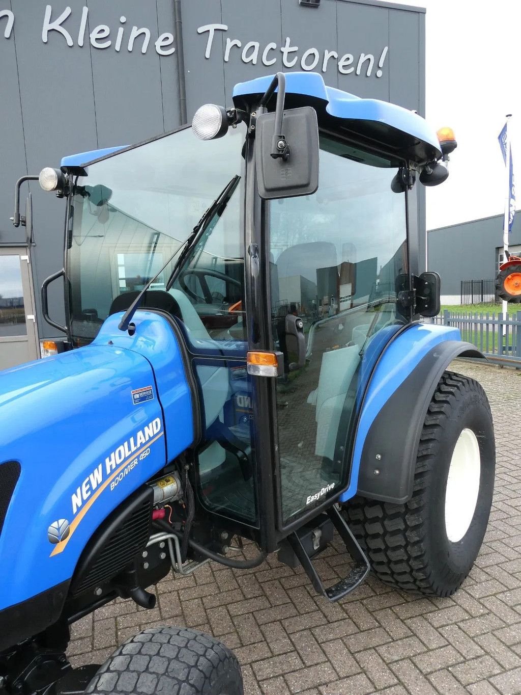Traktor des Typs New Holland Boomer 45D 4wd CVT / 02211 Draaiuren / Zeer lage urenstand, Gebrauchtmaschine in Swifterband (Bild 11)