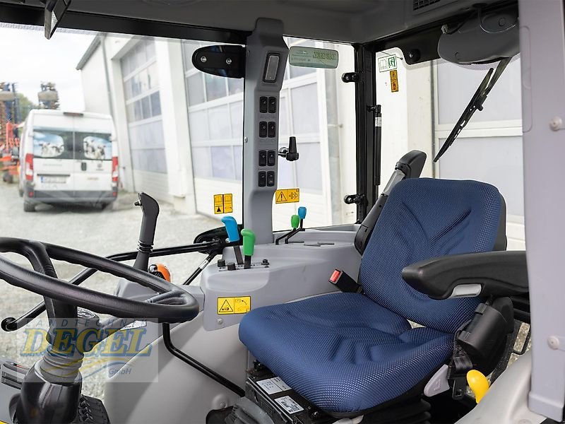 Traktor типа New Holland Boomer 50 CAB, Gebrauchtmaschine в Feilitzsch (Фотография 8)