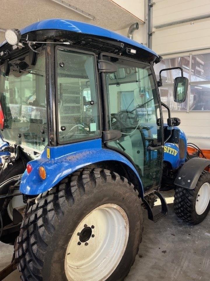 Traktor del tipo New Holland BOOMER 50 HST, Gebrauchtmaschine en Maribo (Imagen 5)