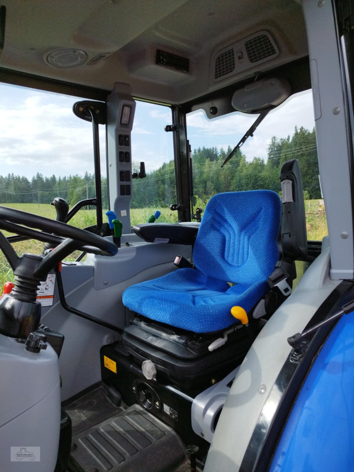 Traktor des Typs New Holland Boomer 50 HST, Gebrauchtmaschine in Altusried (Bild 16)