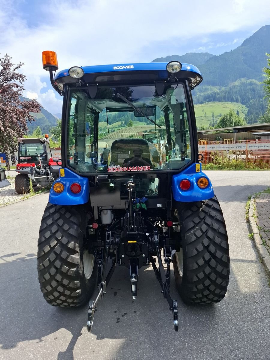 Traktor des Typs New Holland Boomer 50, Gebrauchtmaschine in Burgkirchen (Bild 4)