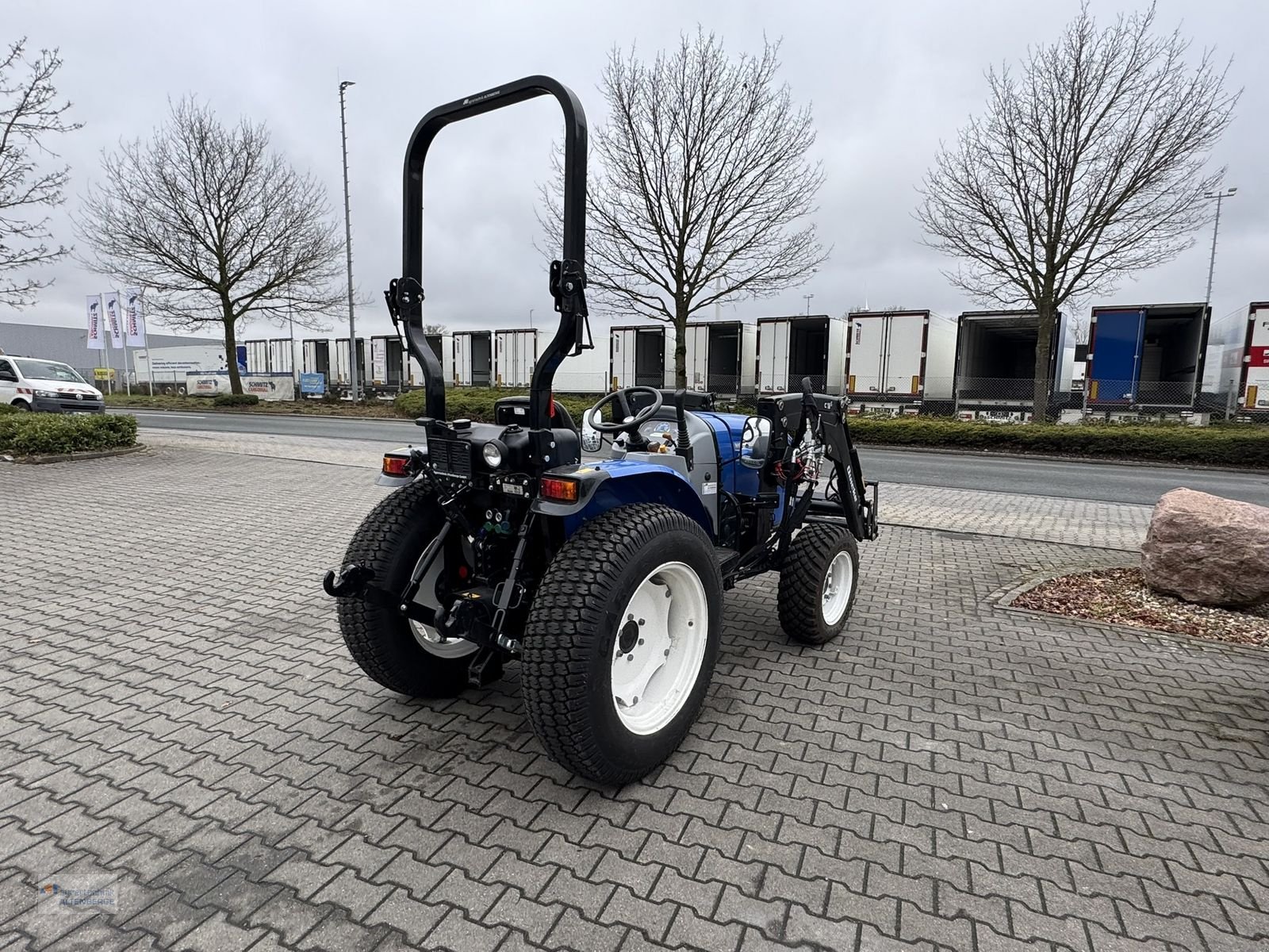 Traktor van het type New Holland Boomer 50, Neumaschine in Altenberge (Foto 5)