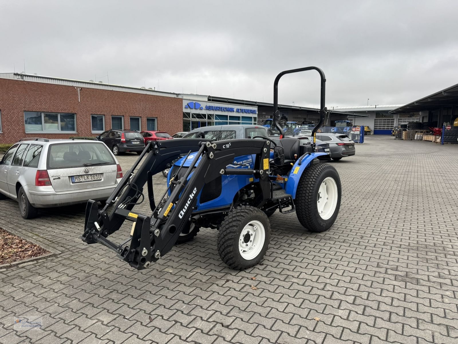 Traktor van het type New Holland Boomer 50, Neumaschine in Altenberge (Foto 13)