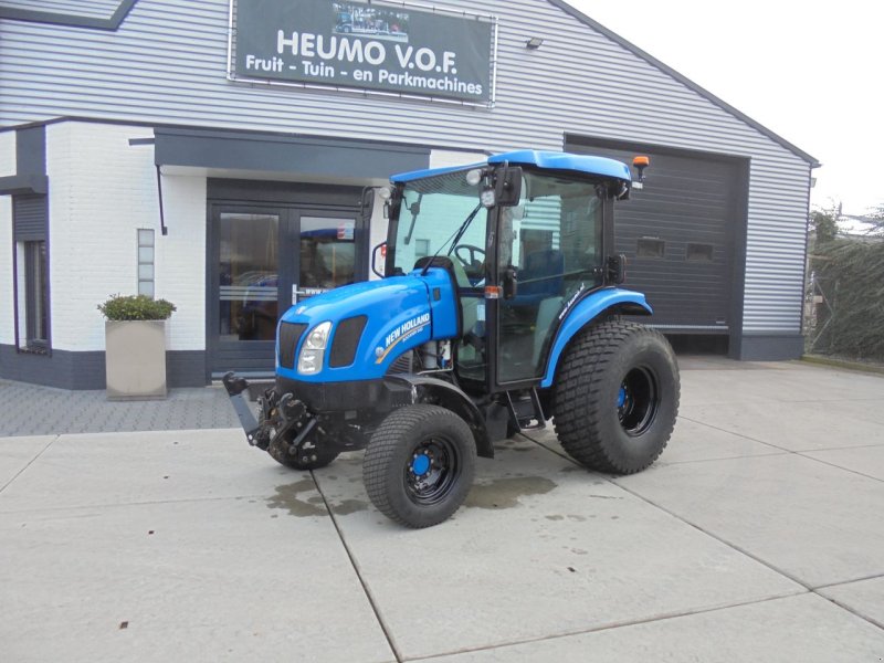 Traktor des Typs New Holland boomer 54 easydrive, Gebrauchtmaschine in Hedel (Bild 1)