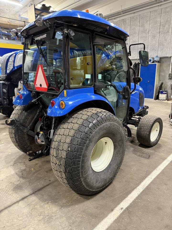 Traktor typu New Holland BOOMER 55 CAB STG.V, Gebrauchtmaschine v Hadsten (Obrázek 2)