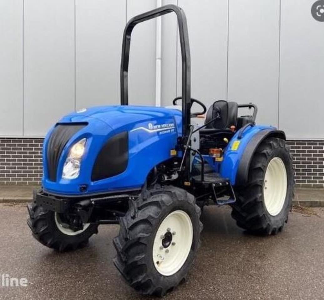 Traktor des Typs New Holland BOOMER 55 STG.V, Gebrauchtmaschine in Hadsten (Bild 1)