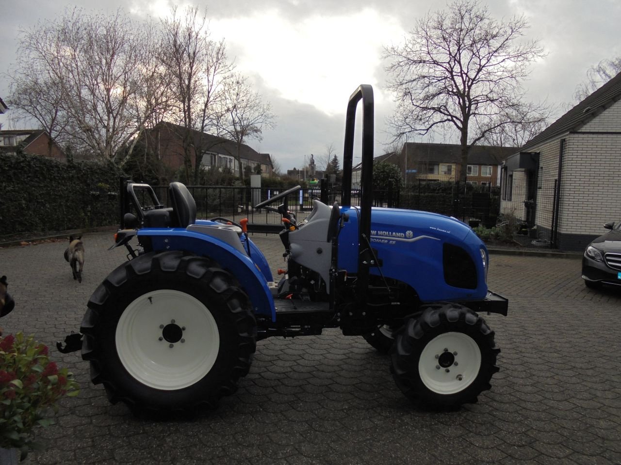 Traktor des Typs New Holland boomer 55, Neumaschine in Hedel (Bild 11)